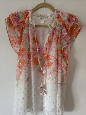 Harper + Flair Flutter Sleeve Top